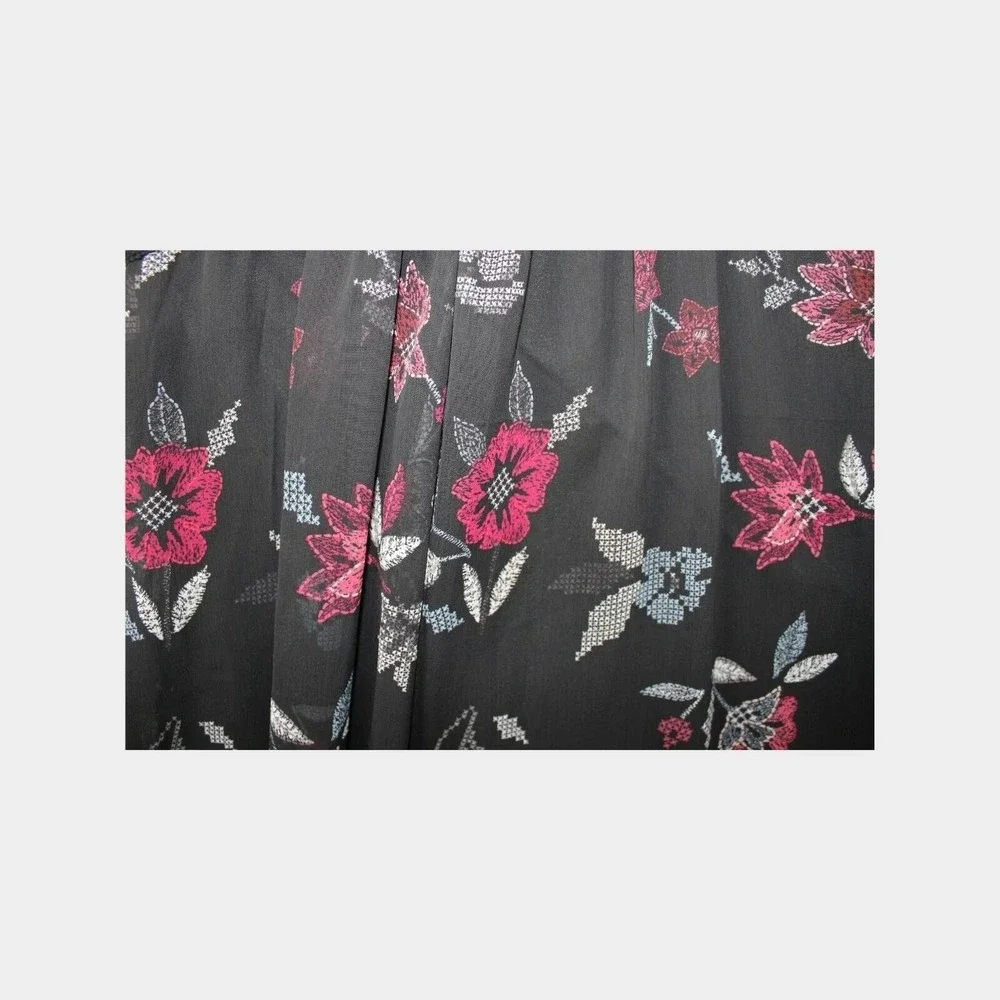 Wild Pearl whimsical black